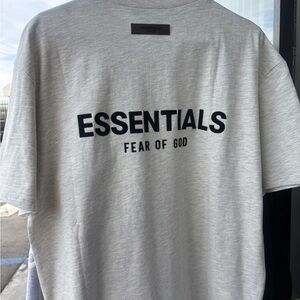 ESSENTIALS t-shirt